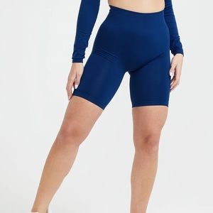 Oner Active Effortless Seamless Cycling Shorts in Midnight, Size Medium